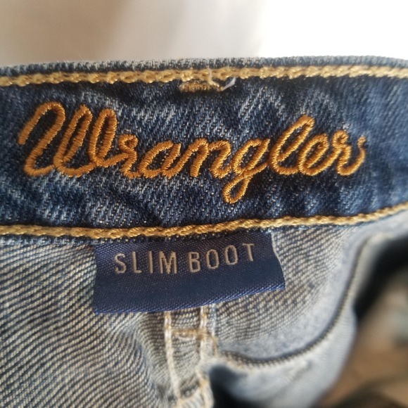 Wrangler Jeans Men's 35x36 Blue Retro Slim Boot Medium Wash‎ Cowboy Denim 77MWZ - Picture 3 of 16